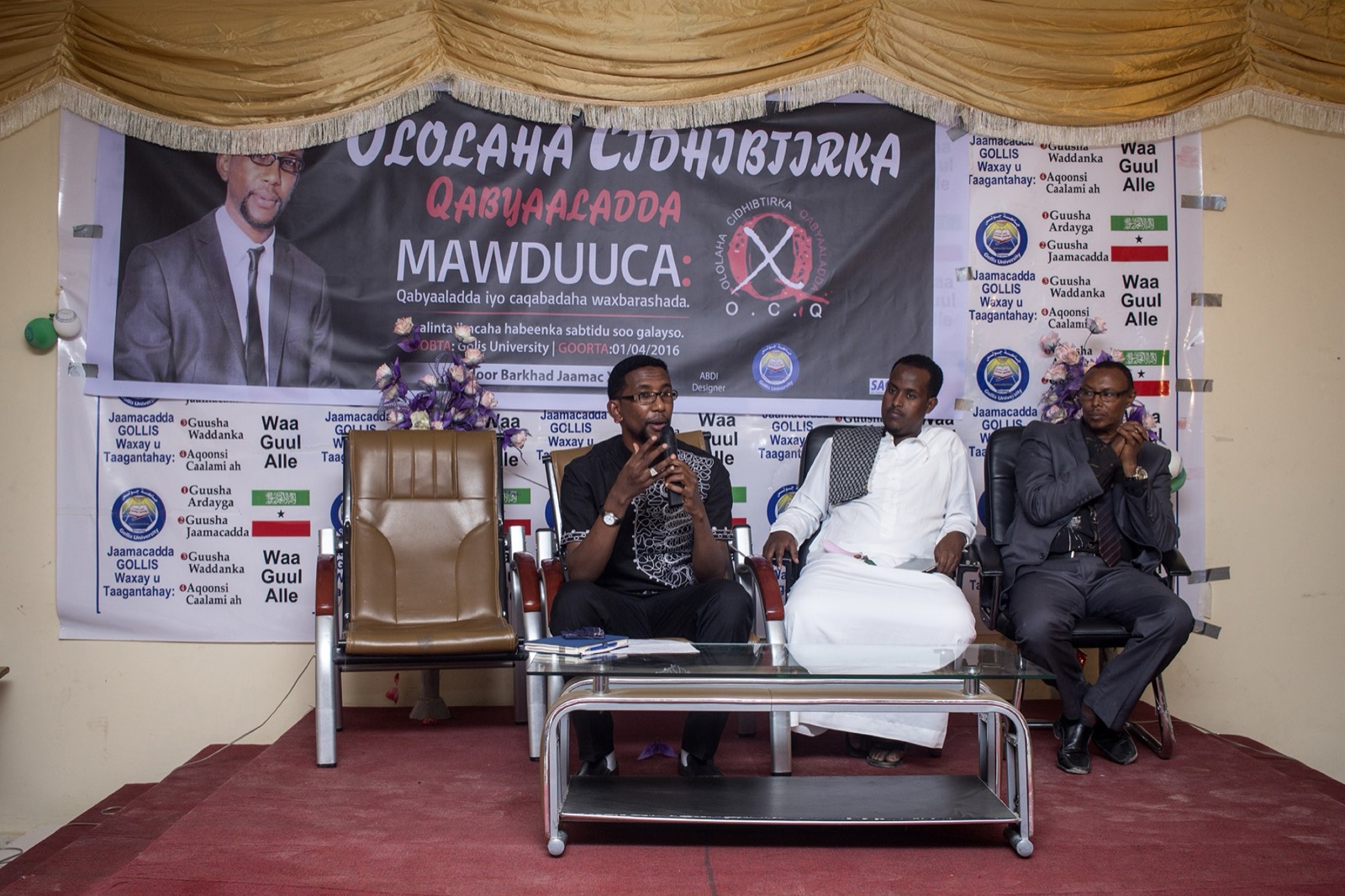 Division Multiplied, photo 13. Barkhad Jama Hirsi speaks on a panel called "Clanism and its obstacles to education", organised by the Anti-Clanism Extinction Movement.